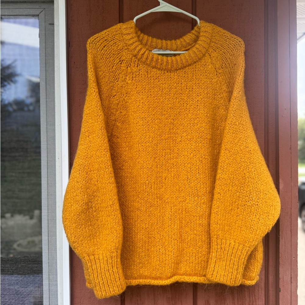 Zara Chunky Knit Sweater Golden Yellow Crewneck - Picture 3 of 11
